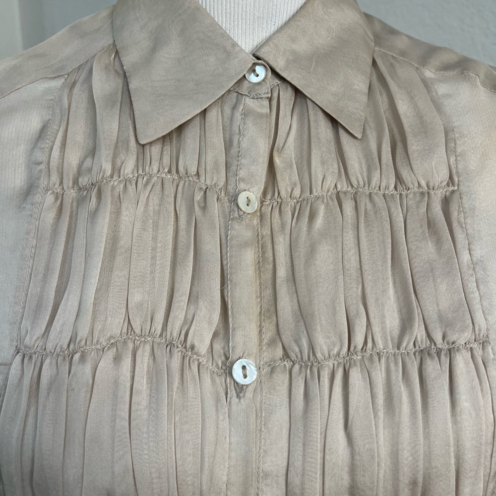 Escada Cream Pleated Button Down Shirt with Dress Shirt Collar